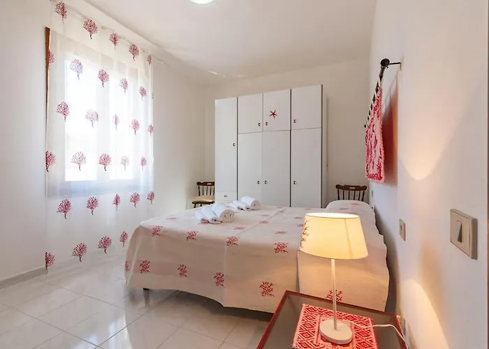 La Lampara - Casa Panoramica 4 Km Dalla Pelosa *