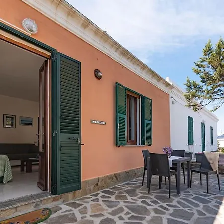 La Lampara - Casa Panoramica 4 Km Dalla Pelosa Ferienhaus