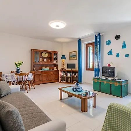 Ferienhaus La Lampara - Casa Panoramica 4 Km Dalla Pelosa *